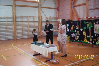 101-0055.jfif
