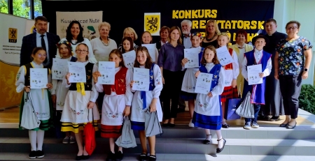 Sukces naszych uczniów w powiatowym konkursie ''Rodnô Mòwa''